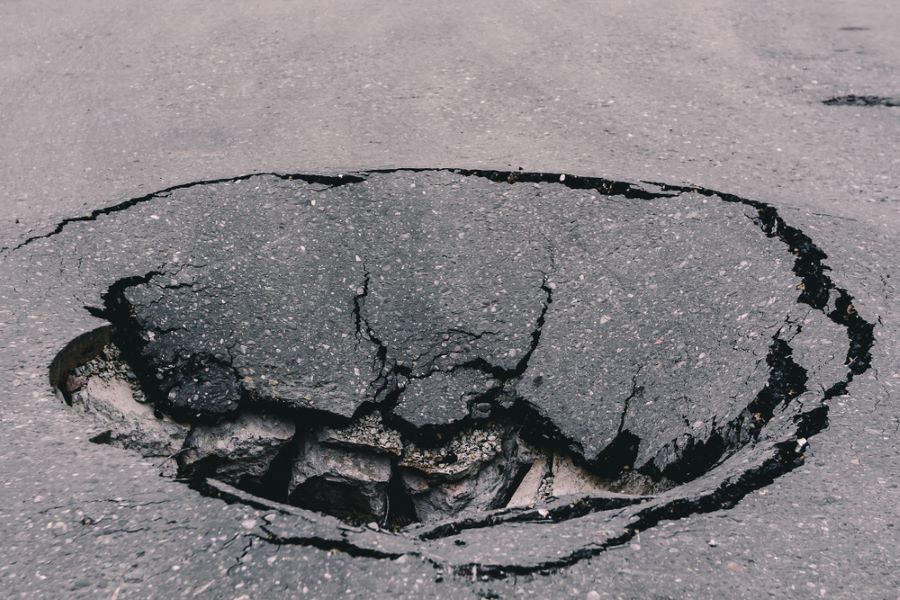 causes of sinkholes